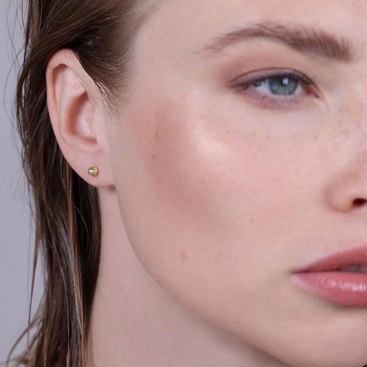 Orecchini Donna Bambina Milor Gold 9 KT Sfera Martellata WSGD90021.YG